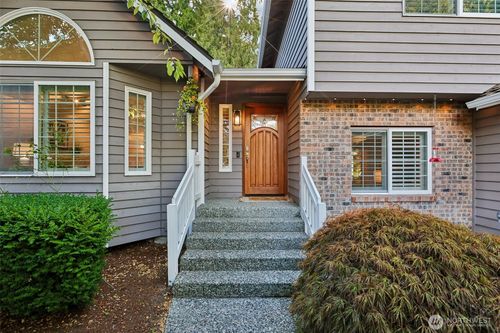 1011 16th Ct, Mukilteo, WA, 98275-2220 | Card Image
