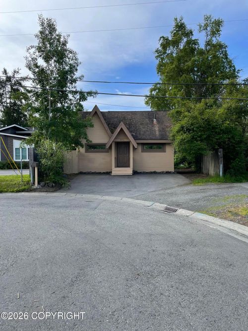 3729 Mc Cain Loop, Anchorage, AK, 99503-5649 | Card Image