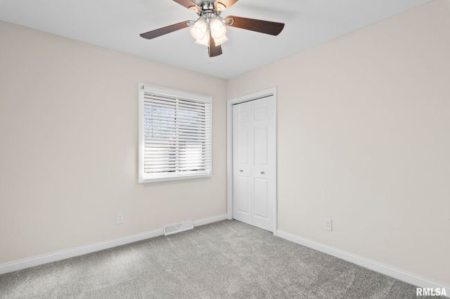 9 Timbercrest Dr, House other with 3 bedrooms, 2 bathrooms and null parking in Sherman IL | Image 26