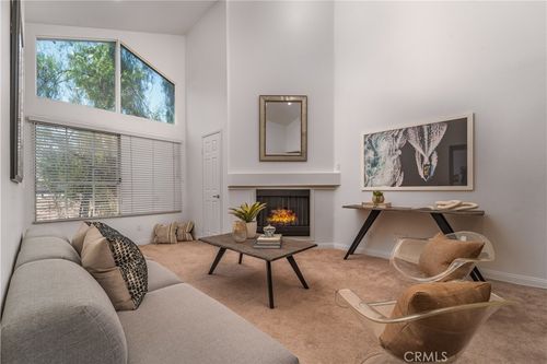 317-5515 Canoga Ave, Woodland Hills, CA, 91364 | Card Image