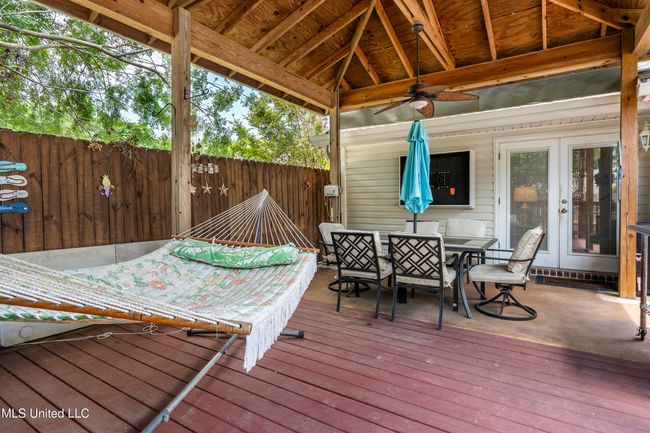 Patio | Image 21