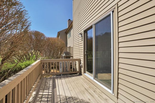 APT-61 - 489 Wolcott St, Condo with 2 bedrooms, 2 bathrooms and null parking in Bristol CT | Image 4
