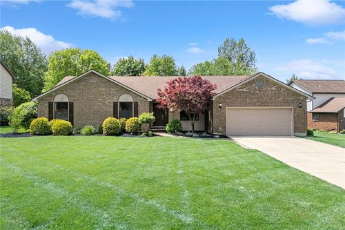 1504 Regency Dr, Xenia, OH, 45385-1670 | Card Image