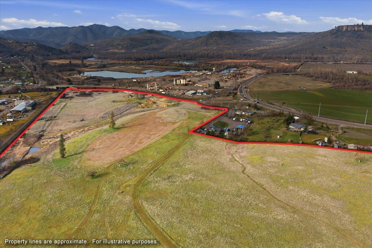 Commercial Sale in Central Point 5