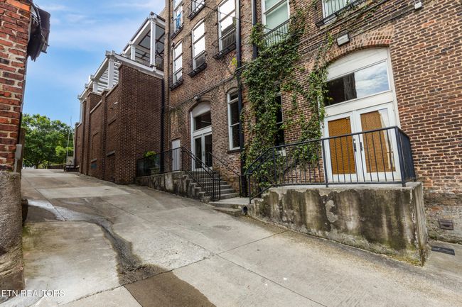 B103 - 122 S Gay St, Condo with 1 bedrooms, 1 bathrooms and null parking in Knoxville TN | Image 17