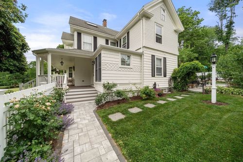 58 Brook St, Scituate, MA, 02066-3920 | Card Image