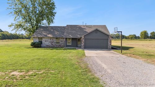 1240 163rd St, Skiatook, OK, 74070-3205 | Card Image