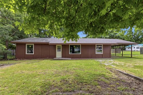 551 Delaware, Ramona, OK, 74061 | Card Image