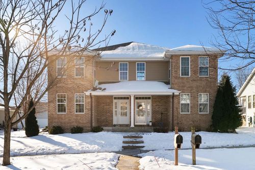 5205 Teaberry Ln, Fitchburg, WI, 53711-7655 | Card Image