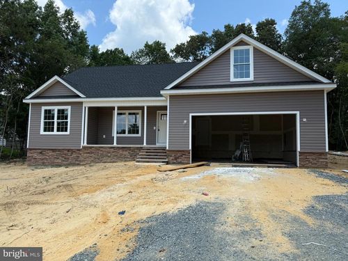 6474 Pleasant Dr, LAUREL, DE, 19956-3292 | Card Image