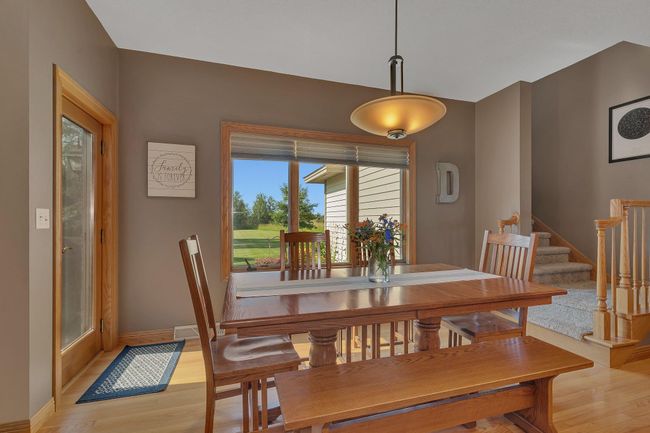 824 Main St W, House other with 4 bedrooms, 4 bathrooms and null parking in Saint Stephen MN | Image 14