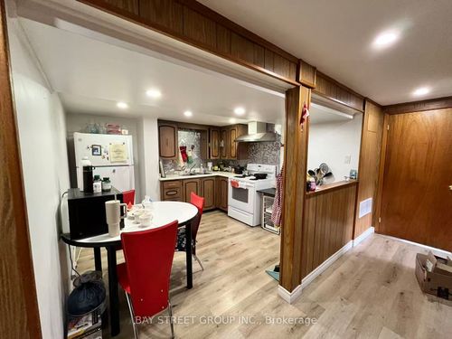 116 Apache Trail, North York, ON, M2H2H9 | Card Image