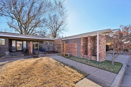 i3-2130 60th St, Tulsa, OK, 74105-7015 | Card Image