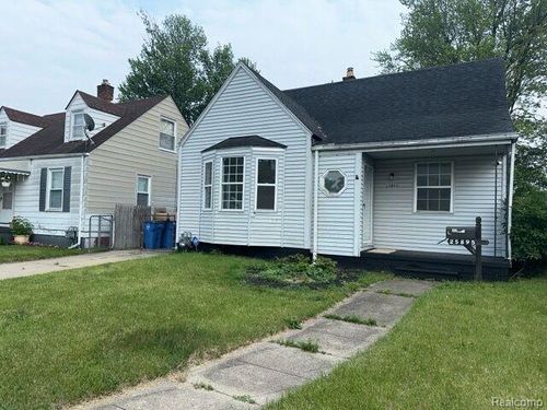 25895 Annapolis St, Dearborn Heights, MI, 48125-1433 | Card Image