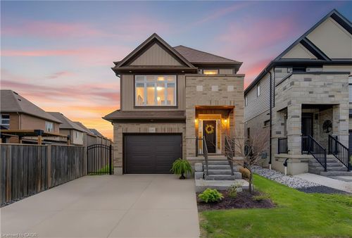 116 Sorrento Street, Kitchener, ON, N2R0A7 | Card Image