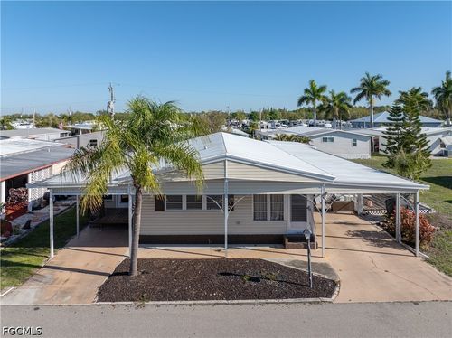 3373 Rainbow Ln, NORTH FORT MYERS, FL, 33903-1423 | Card Image
