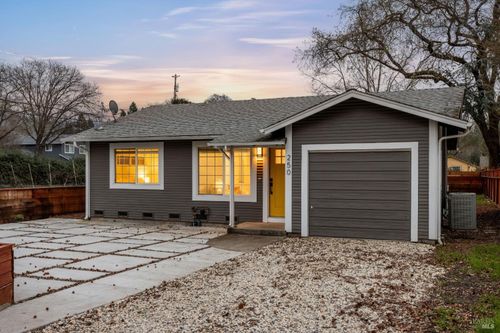 250 Maple Ave, Kenwood, CA, 95452-8057 | Card Image