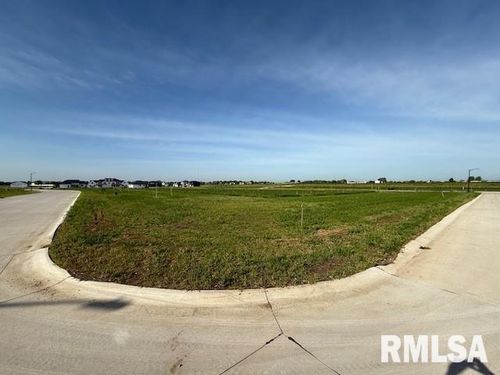 6425 Meyer Rd, Bettendorf, IA, 52722 | Card Image