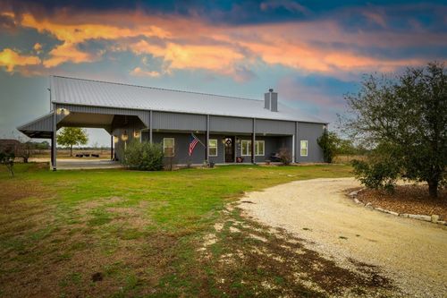 1138 Creekside Ln, WEIMAR, TX, 78962-0017 | Card Image