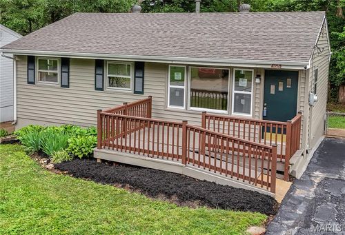 168 Elbring Dr, Saint Louis, MO, 63135-1116 | Card Image