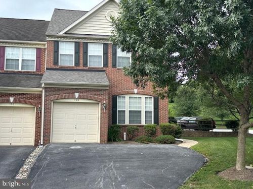 155 Penns Manor Dr, KENNETT SQUARE, PA, 19348-4713 | Card Image