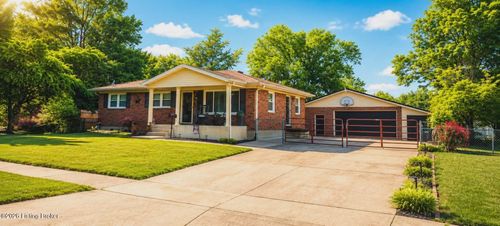 6703 Morning Star Way, Louisville, KY, 40272-3635 | Card Image