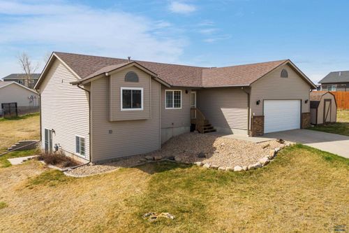 4395-4395 Patricia St, RAPID CITY, SD, 57703-2112 | Card Image