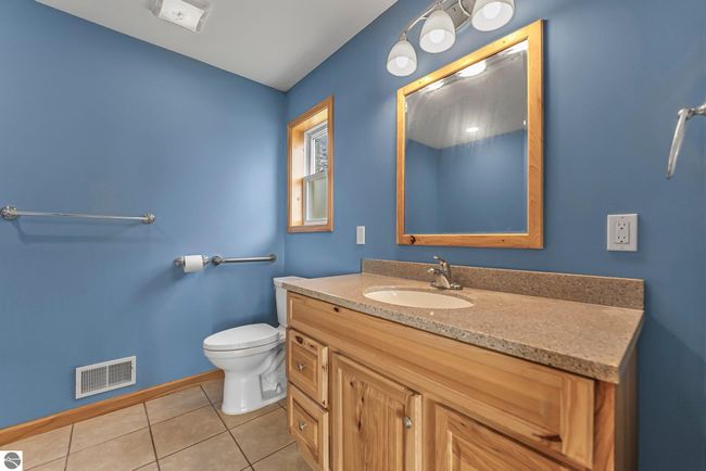 21495 Us Highway 23 N, House other with 2 bedrooms, 2 bathrooms and null parking in Millersburg MI | Image 17
