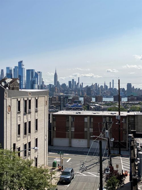 apt-501-315 7th St, Union City, NJ, 07087-4198 | Card Image