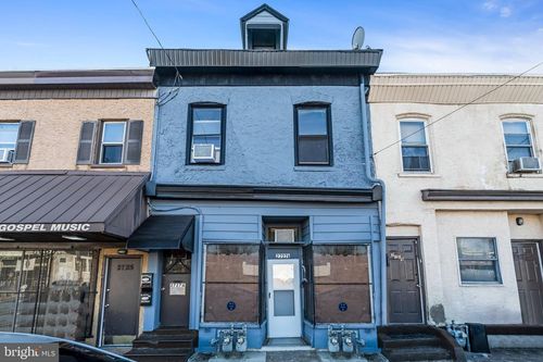 comm-2727 W 3rd St, CHESTER, PA, 19013-2222 | Card Image