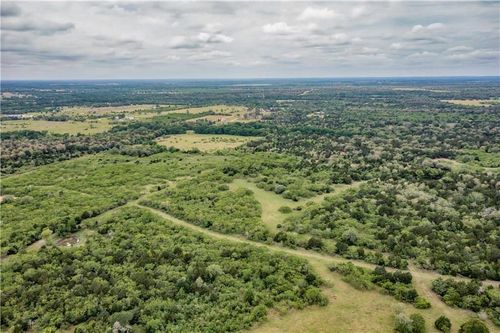 10667 Roy Rd, Flatonia, TX, 78941-5467 | Card Image