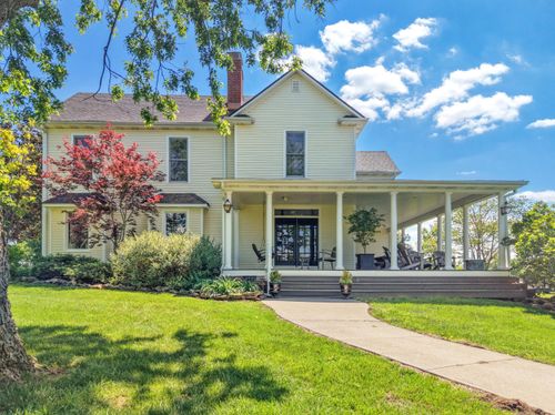383 Moran Summit Rd, Richmond, KY, 40475-9615 | Card Image