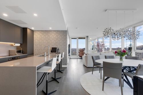 2906-1500 Boul René-Lévesque O, Montréal, QC, H3G0H6 | Card Image