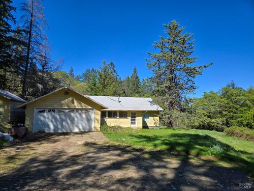 28201 Sherwood Rd, Willits, CA, 95490-5804 | Card Image