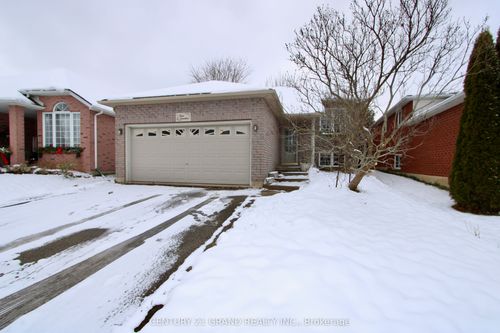 4 Dowden Ave, Brantford, ON, N3T6N5 | Card Image