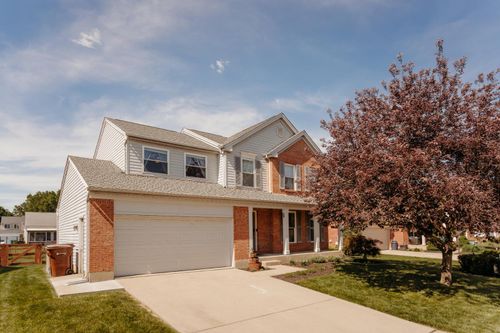 352 Beckett Lndg, Lawrenceburg, IN, 47025 | Card Image