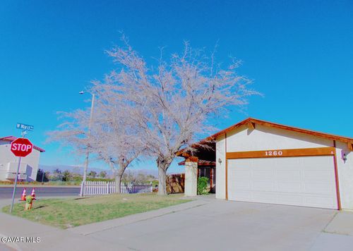 1260 N El Prado Dr, Ridgecrest, CA, 93555-2303 | Card Image
