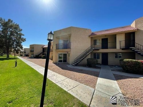 10642 S Camino Del Sol, Yuma, AZ, 85367-7342 | Card Image