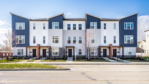 2907 Kirkbride Way, Indianapolis, IN, 46222-4464 | Card Image