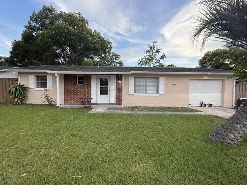 2432 Greenwood St, DELTONA, FL, 32738-2980 | Card Image