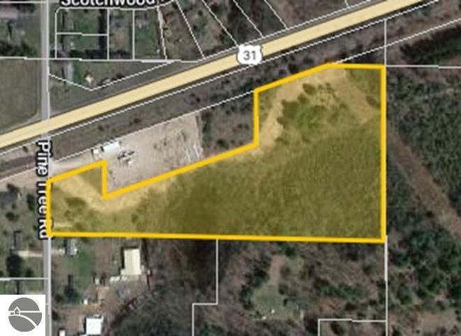 1871 Pine Tree, House other with 2 bedrooms, 1 bathrooms and null parking in Grawn MI | Image 24