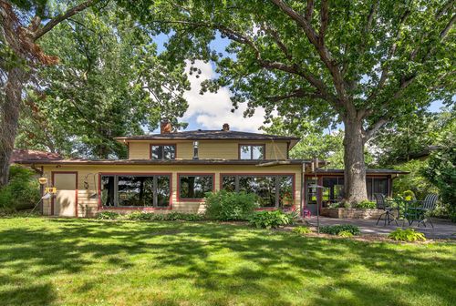 828 Greeley St S, Stillwater, MN, 55082-5982 | Card Image
