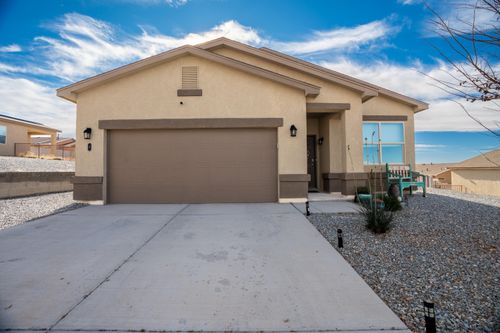8 Camel Rd, Los Lunas, NM, 87031 | Card Image
