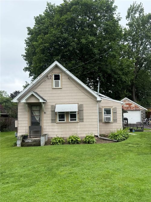 81 Ardella St, Gates, NY, 14606-5301 | Card Image