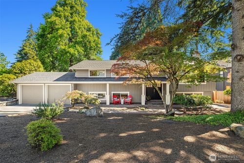 2810 127th Ave Ne, Bellevue, WA, 98005-1628 | Card Image