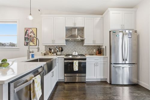 ph-3-167 Putnam St, Boston, MA, 02128 | Card Image