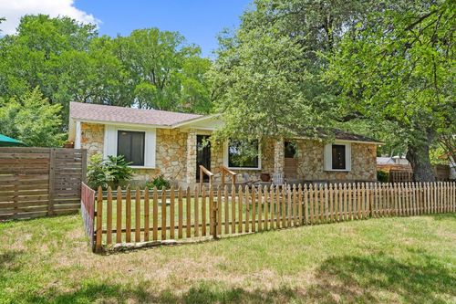 12614 Crystal Creek Dr, Buda, TX, 78610-2560 | Card Image