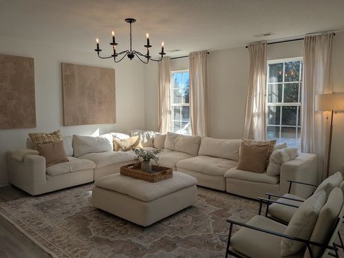 115 Stockbridge Dr, Spartanburg, SC, 29301-5961 | Card Image