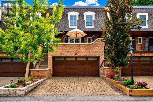 26 Quail Valley Drive, Markham (German Mills), ON, L3T4R3 | Card Image