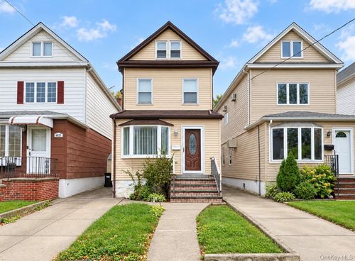 8827 Aubrey Ave, Glendale, NY, 11385-7917 | Card Image